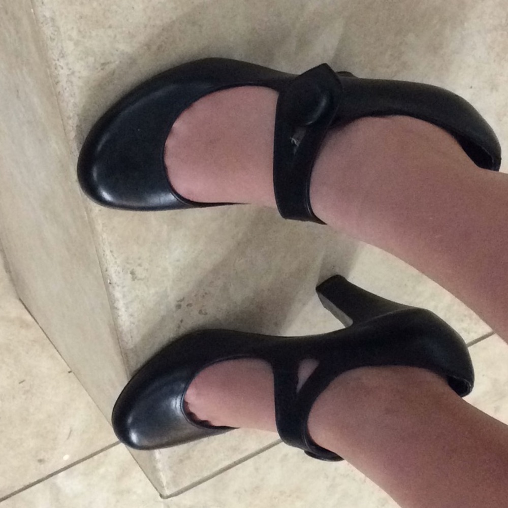 Black high heels Steve Madden
